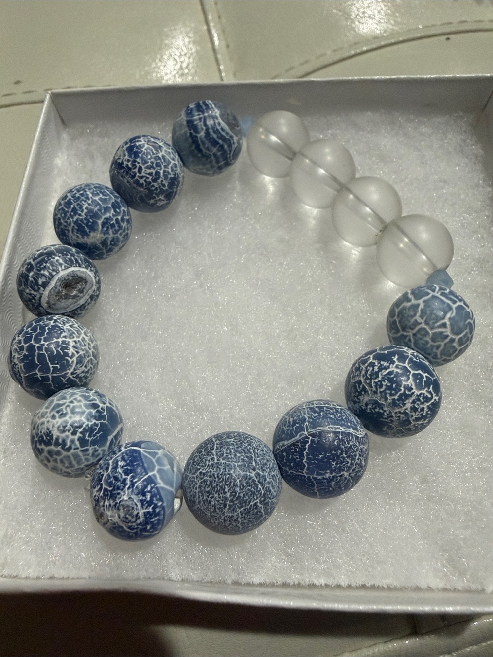Blue Crackle Agate Beaded Bracelet - Unbranded